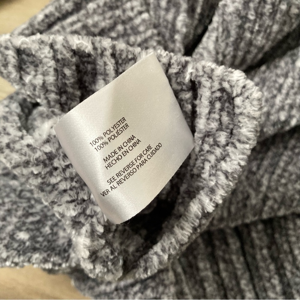 Orvis Gray Sweater | Size Small - Picture 4 of 4